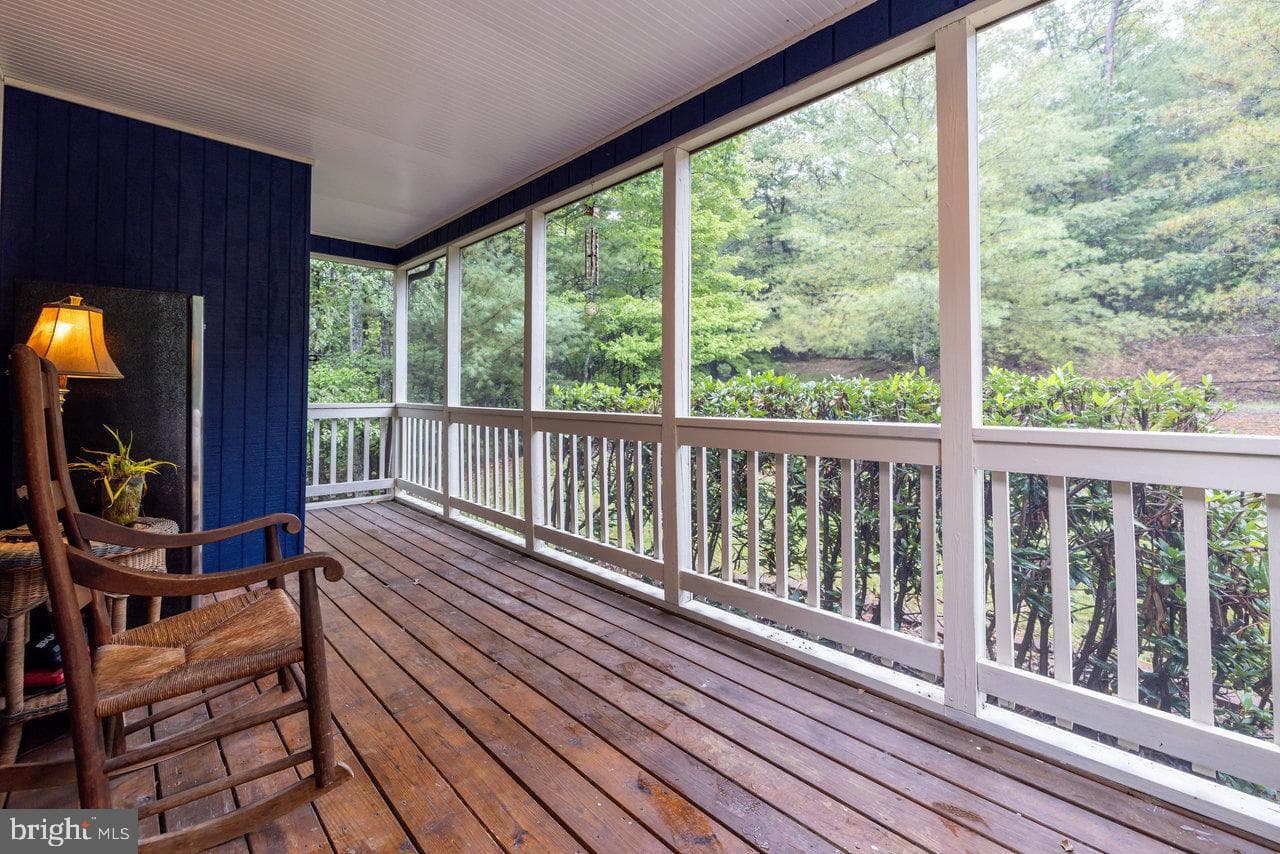 225 Fawn Drive photo 41
