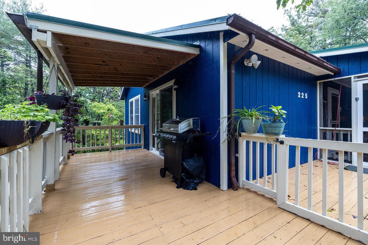 225 Fawn Drive photo 44