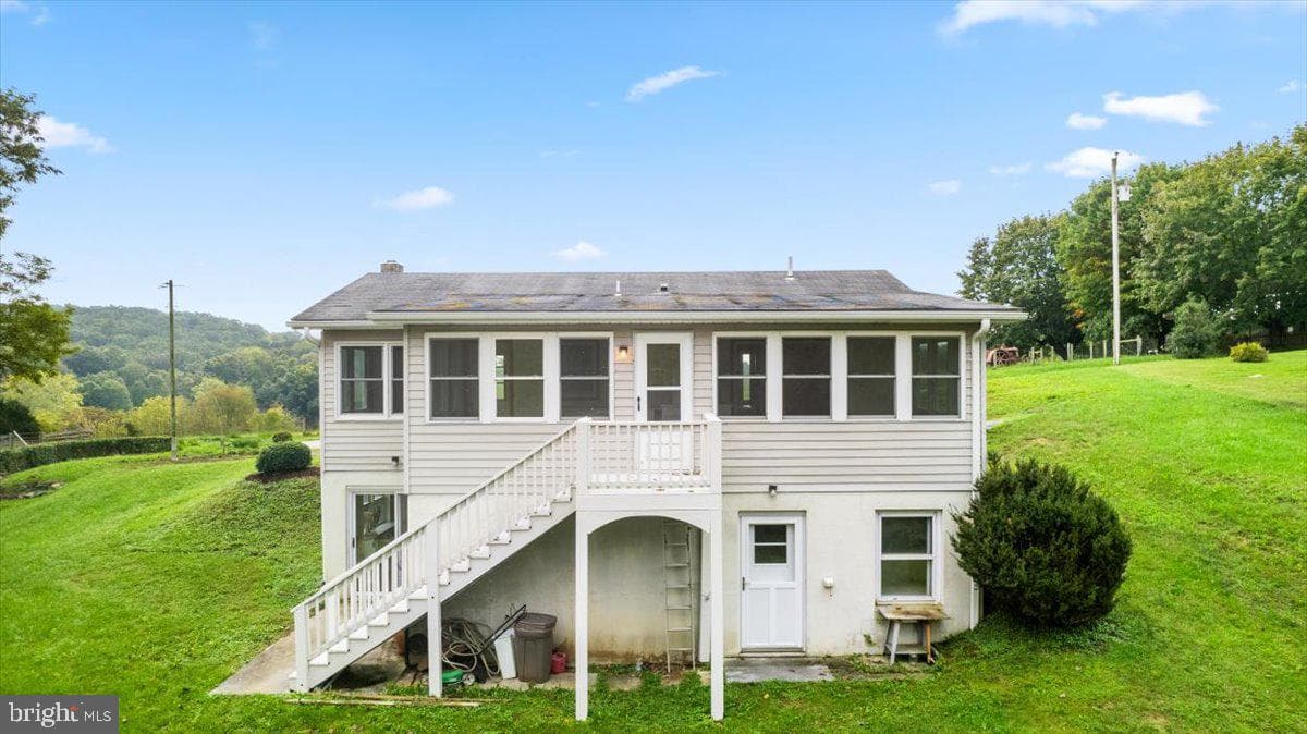 17583 Senedo Road photo 2