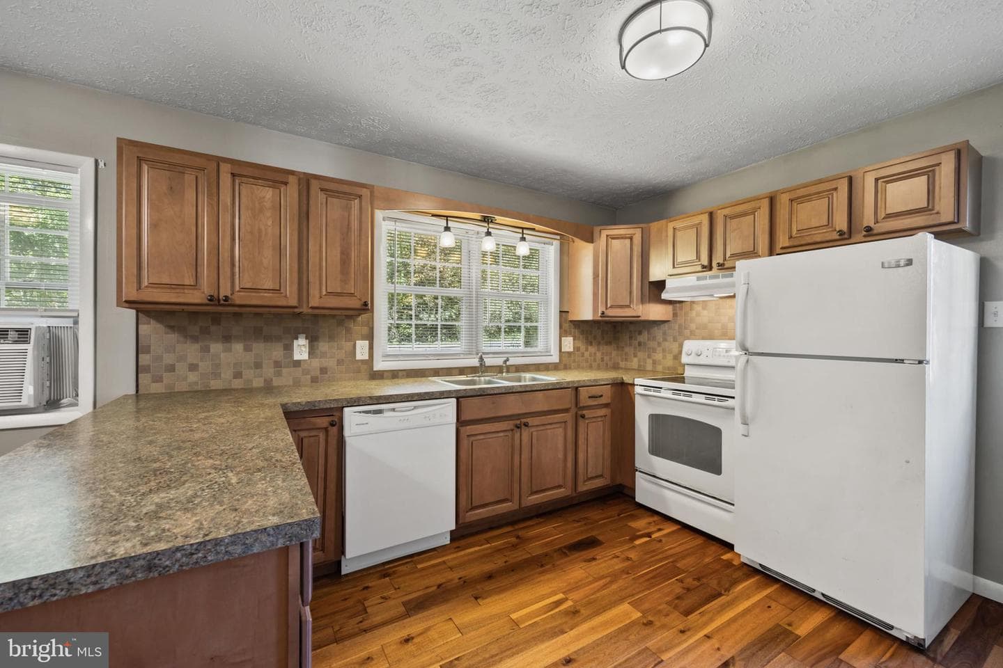 507 Stoneburner Road photo 10