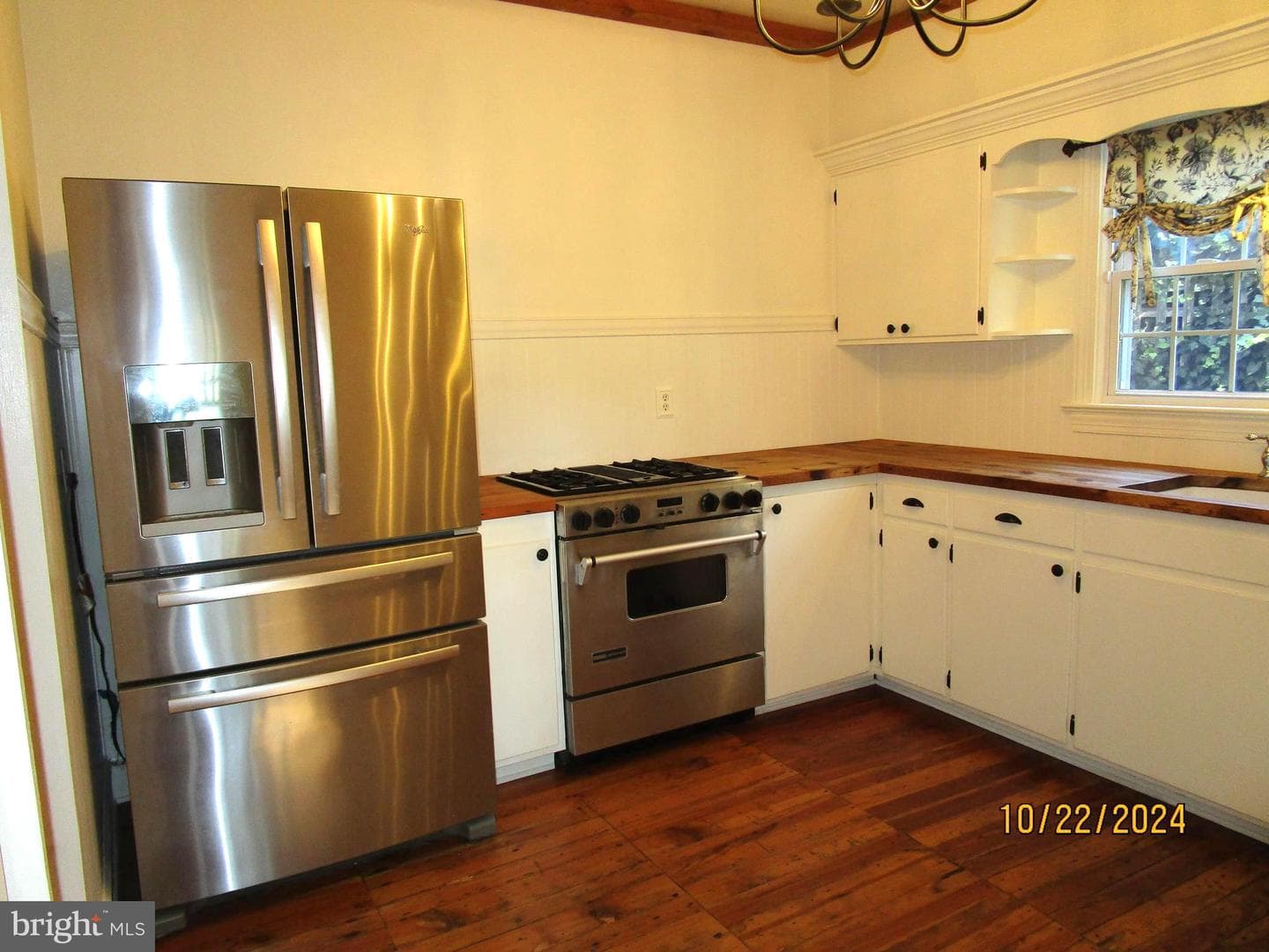 145 Holliday Street S photo 10