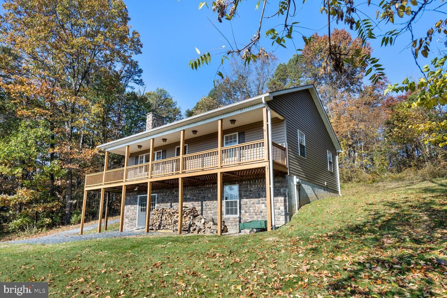 192 Mowry Lane photo 43