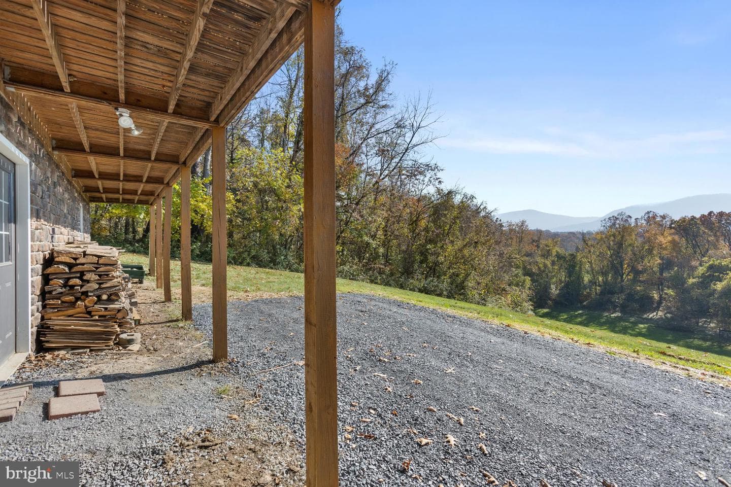 192 Mowry Lane photo 47