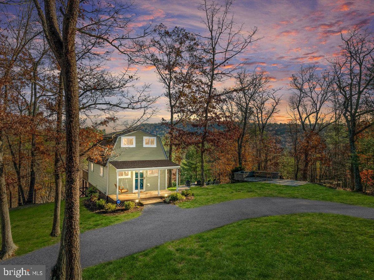 885 S Maple Road photo 1