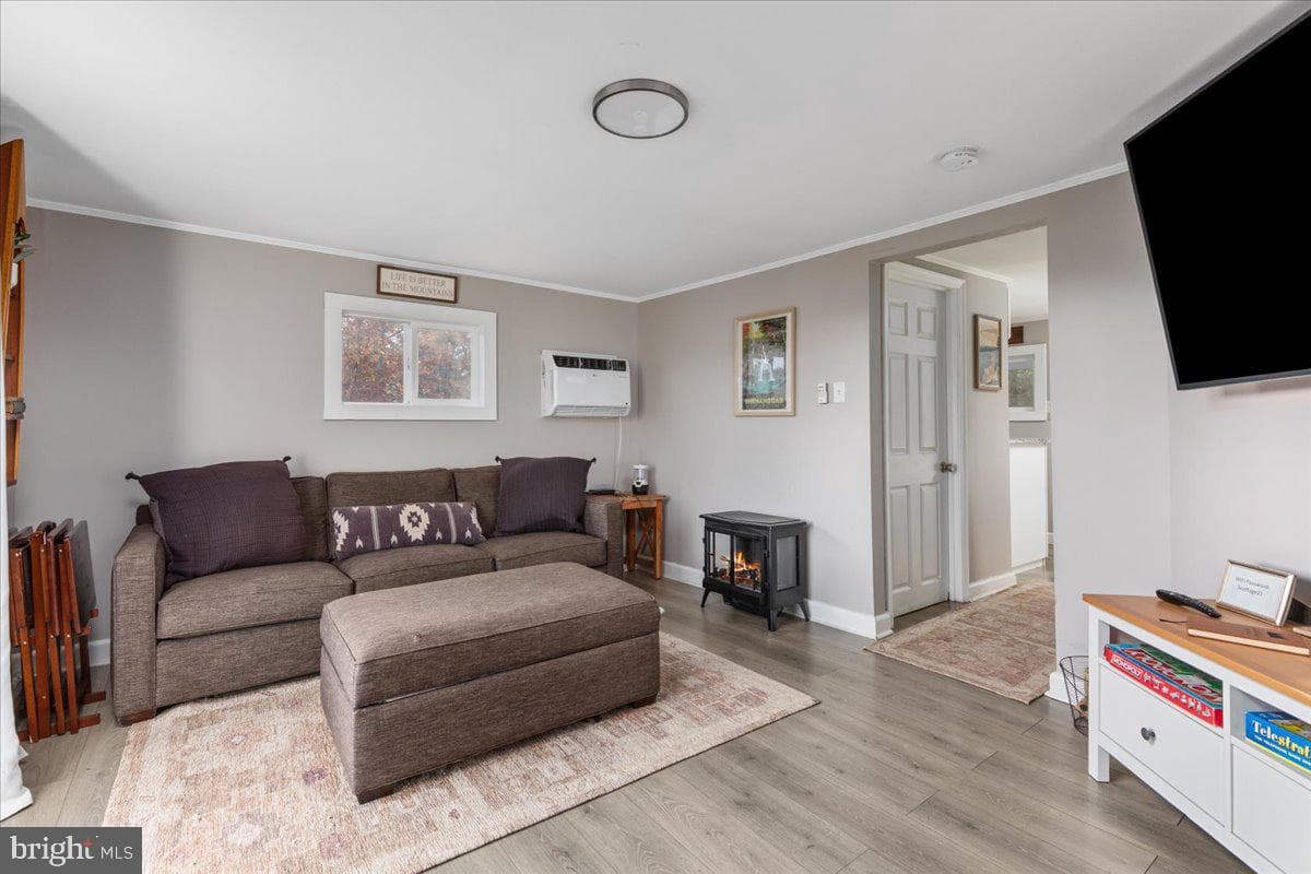 885 S Maple Road photo 10