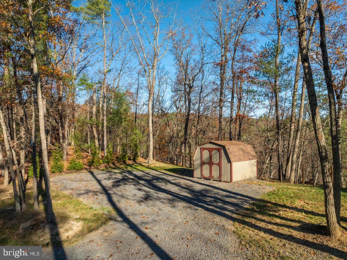 885 S Maple Road photo 50