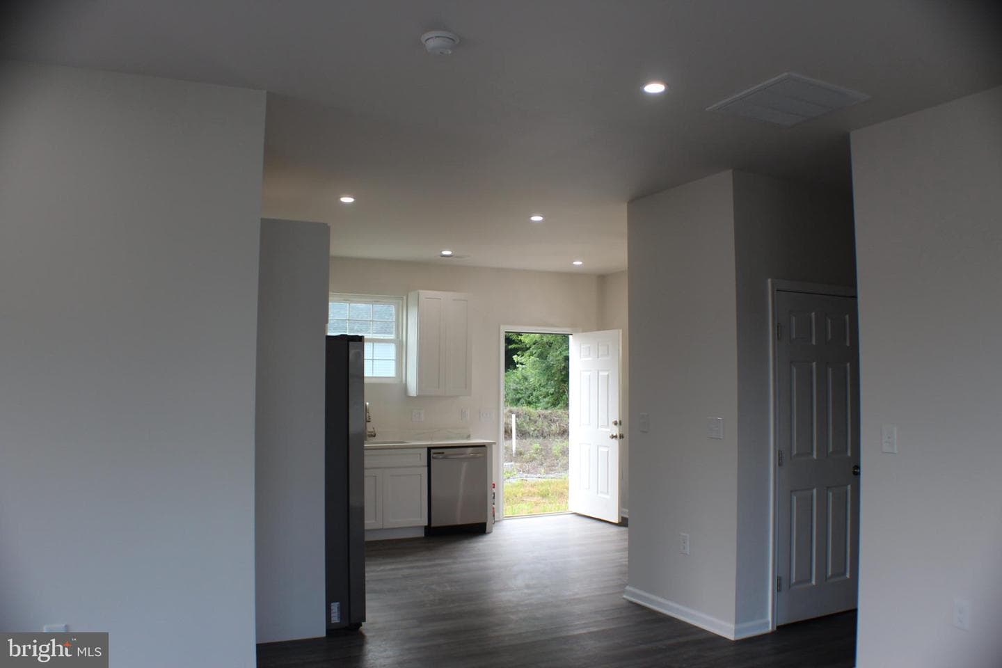 6263 Truxton Court photo 18