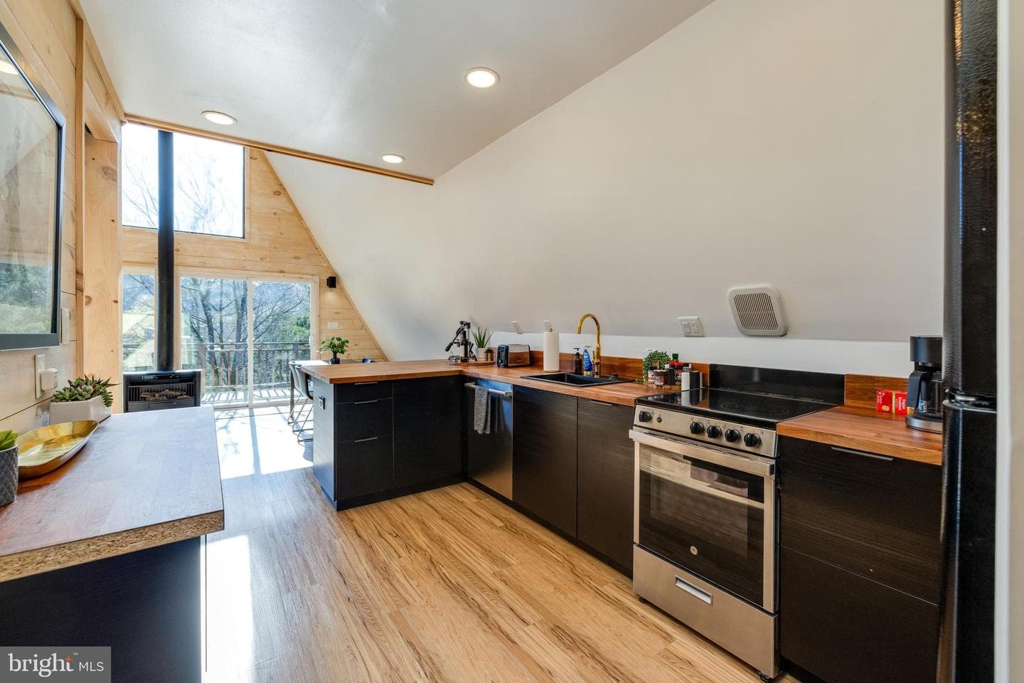 655 Killmon Road photo 20