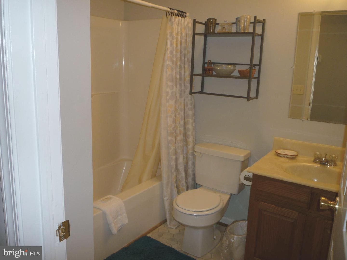 567 Basswood Lane photo 16
