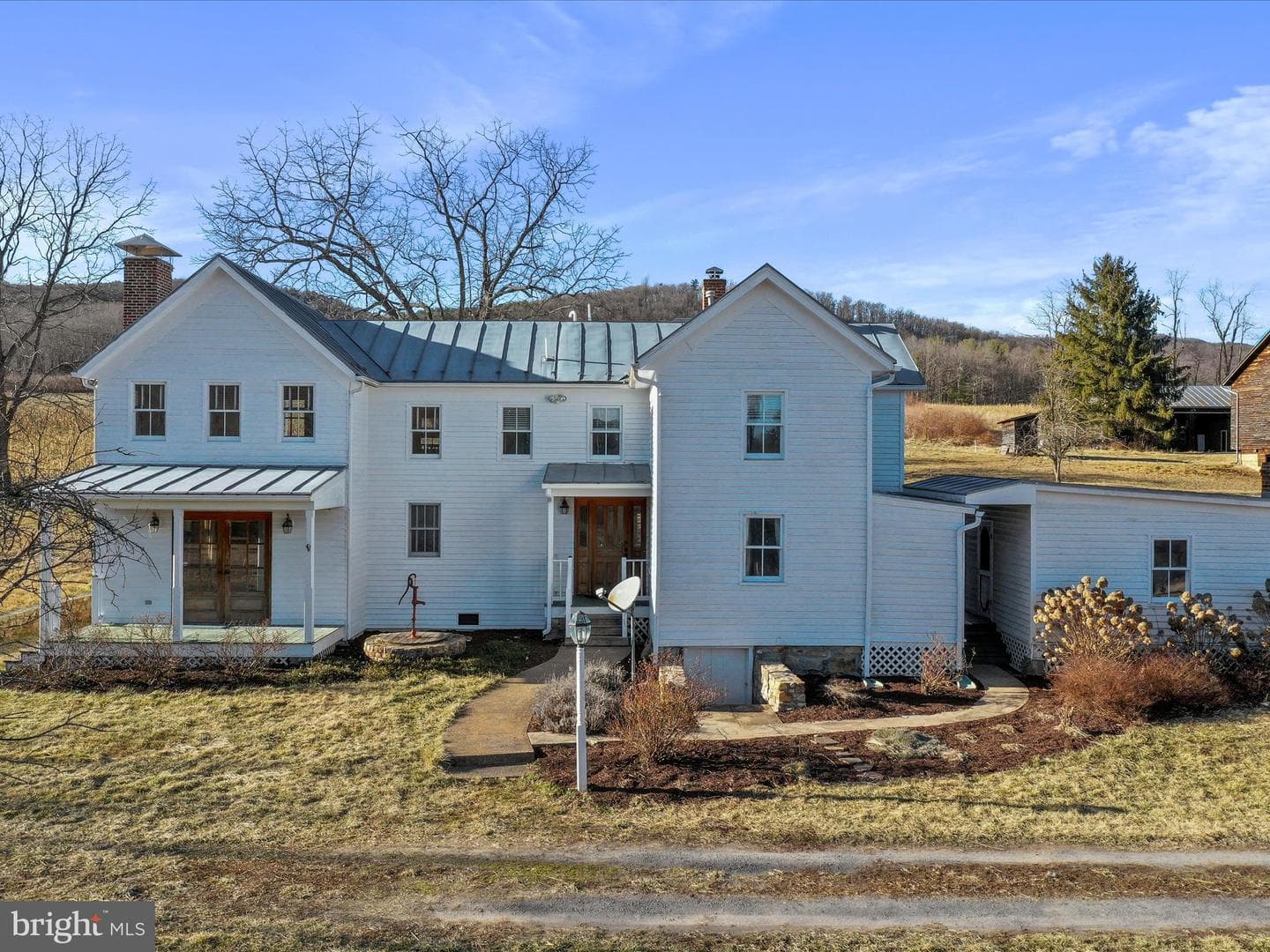 329 Miller Road photo 2