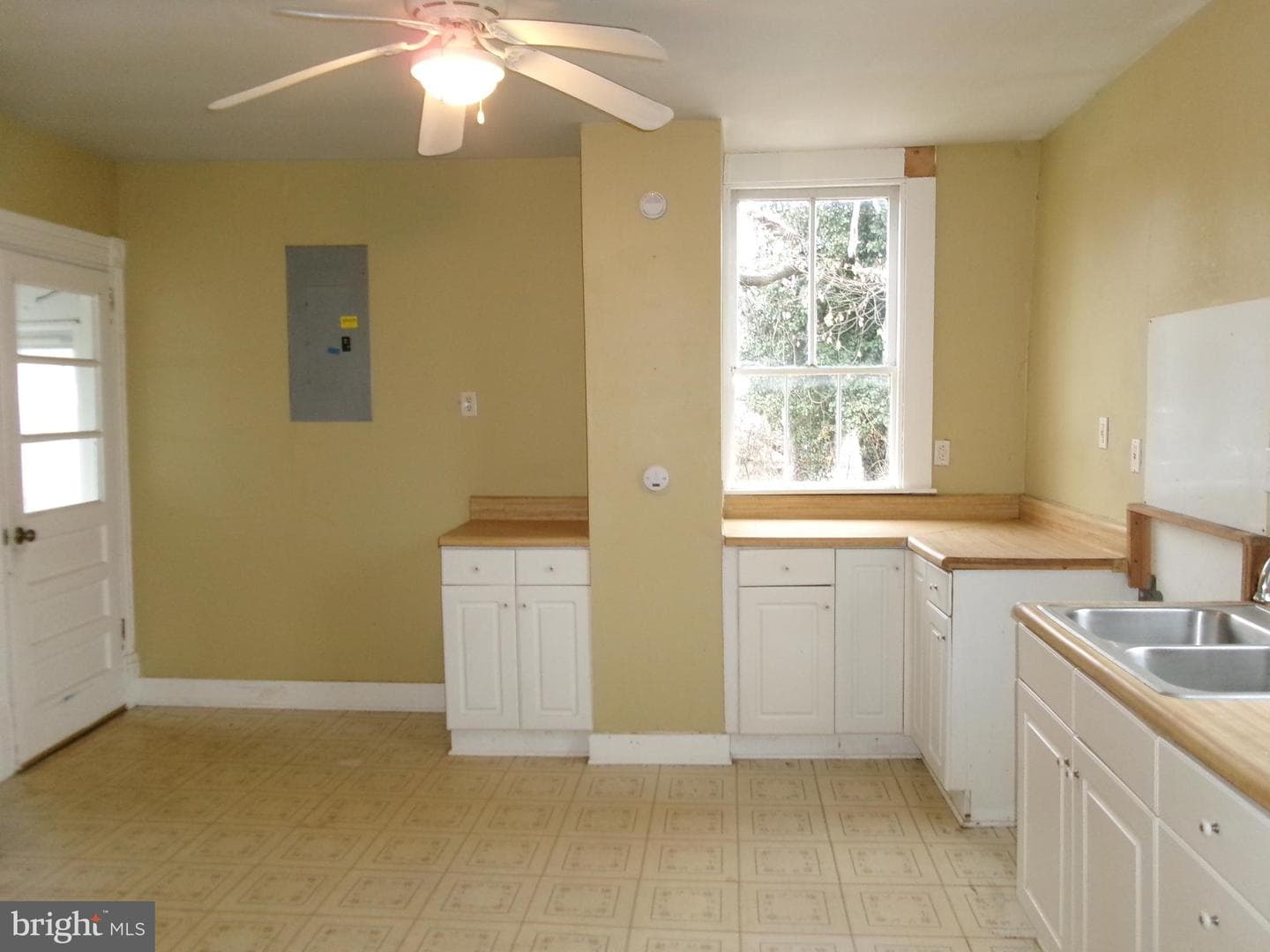 239 N Church Street photo 8