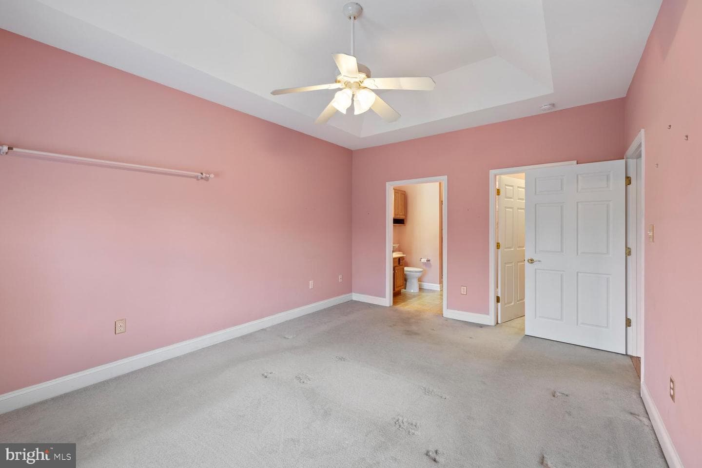 141 Donna Drive photo 37