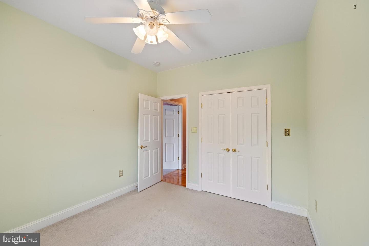 141 Donna Drive photo 44