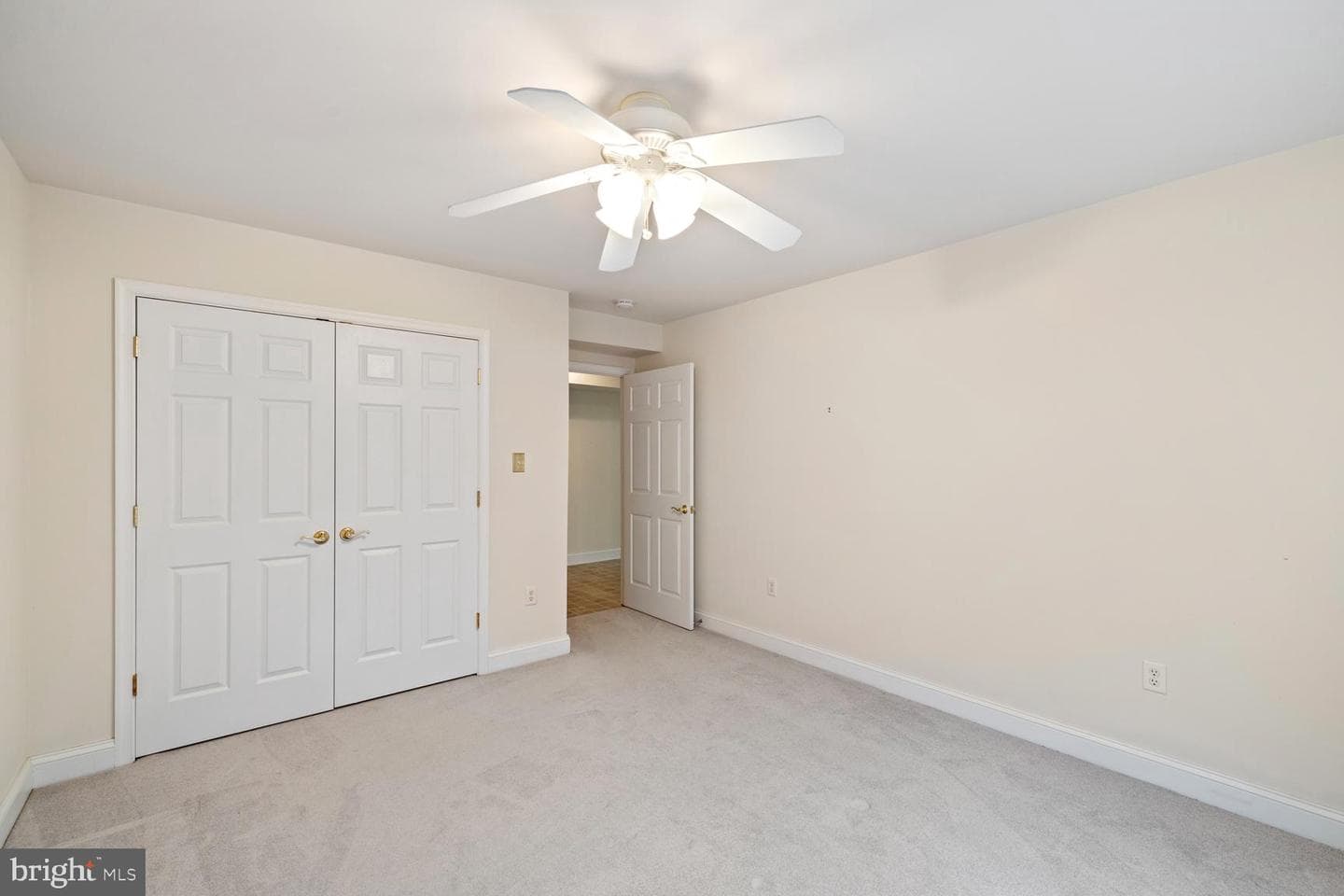 141 Donna Drive photo 49