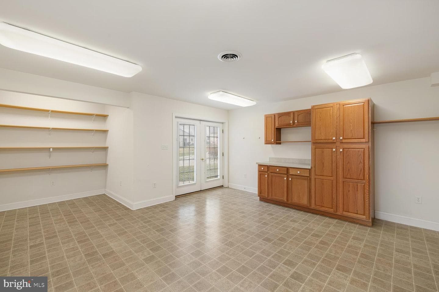 141 Donna Drive photo 58