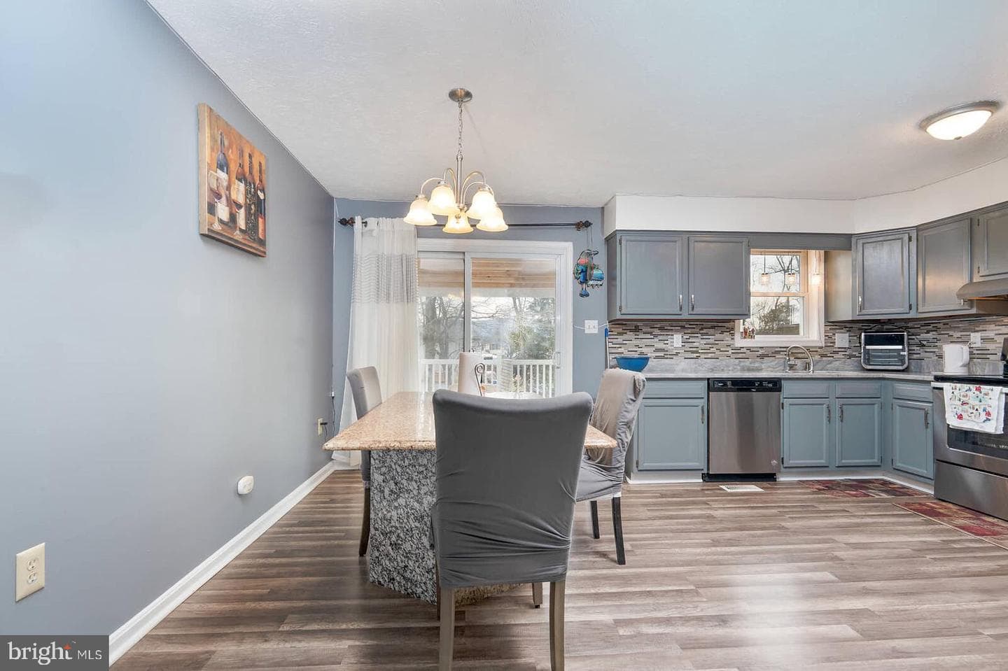 167 Wise Avenue photo 16