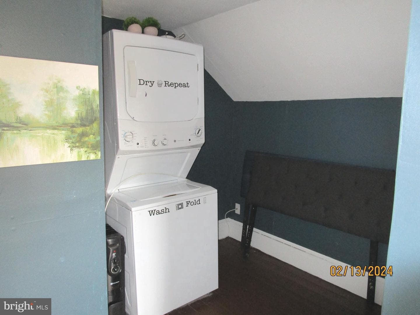 1192 Jadwyn Road photo 10