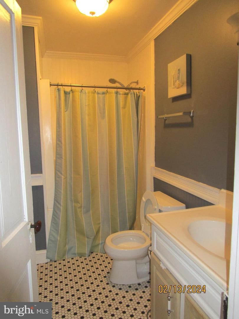1192 Jadwyn Road photo 13