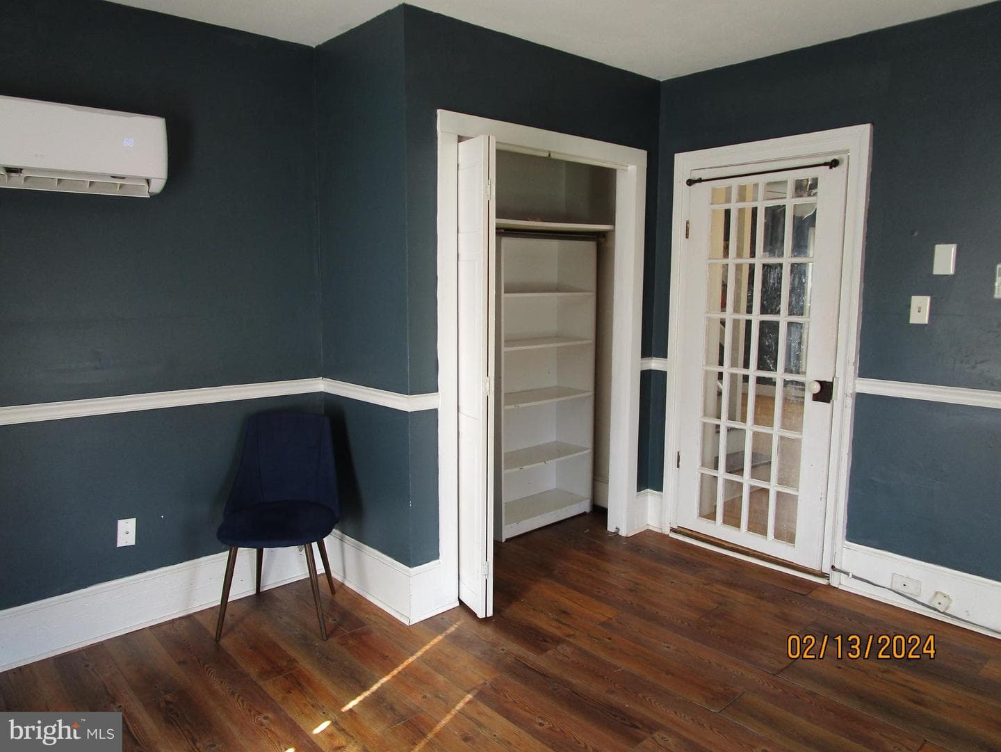 1192 Jadwyn Road photo 3