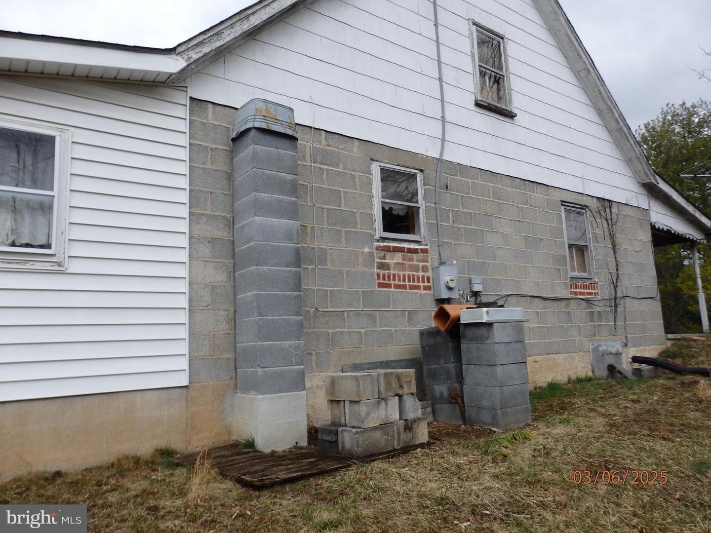 628 Bowman Mill Road photo 3