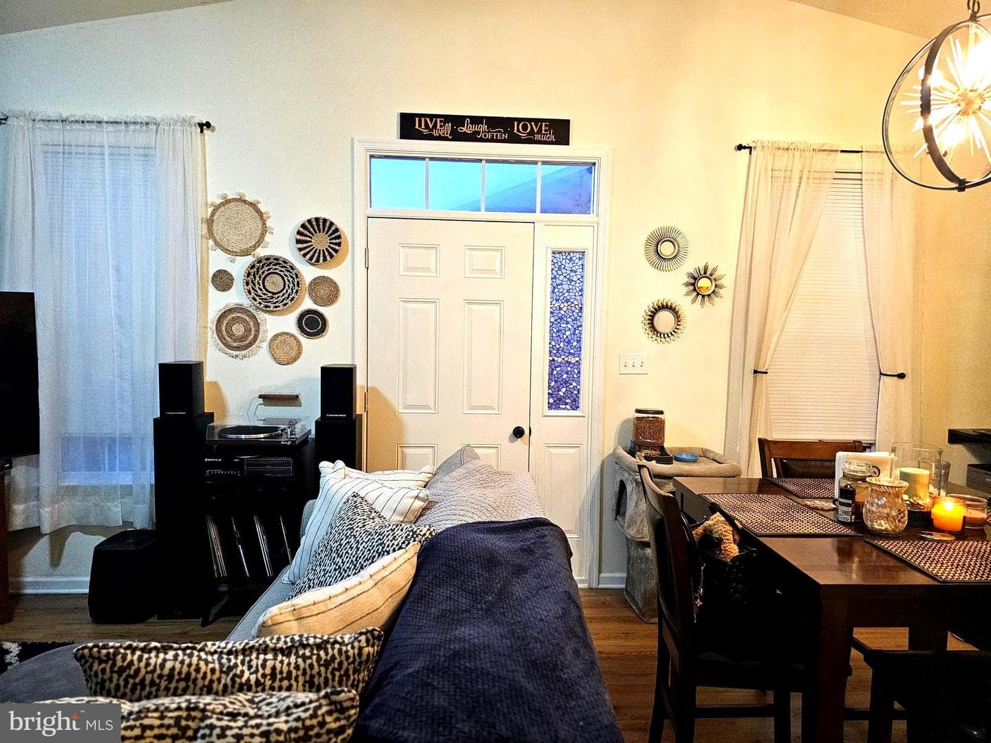 319 Lora Drive photo 12