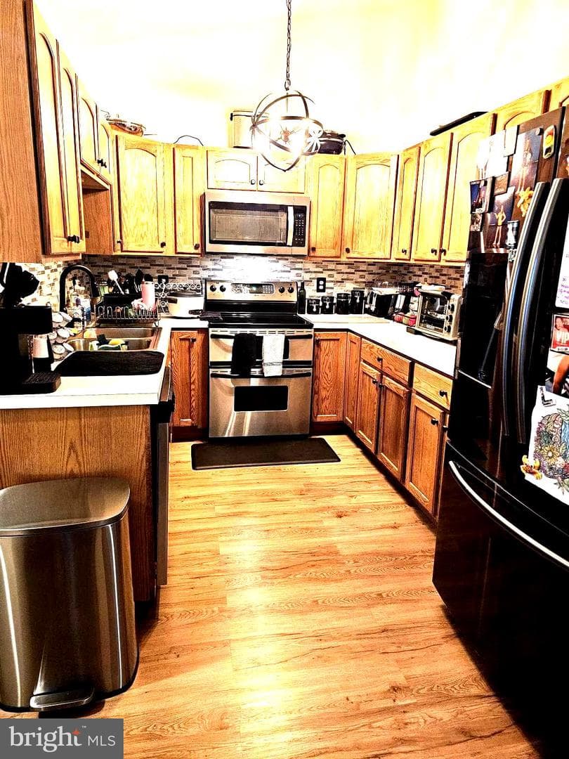 319 Lora Drive photo 14