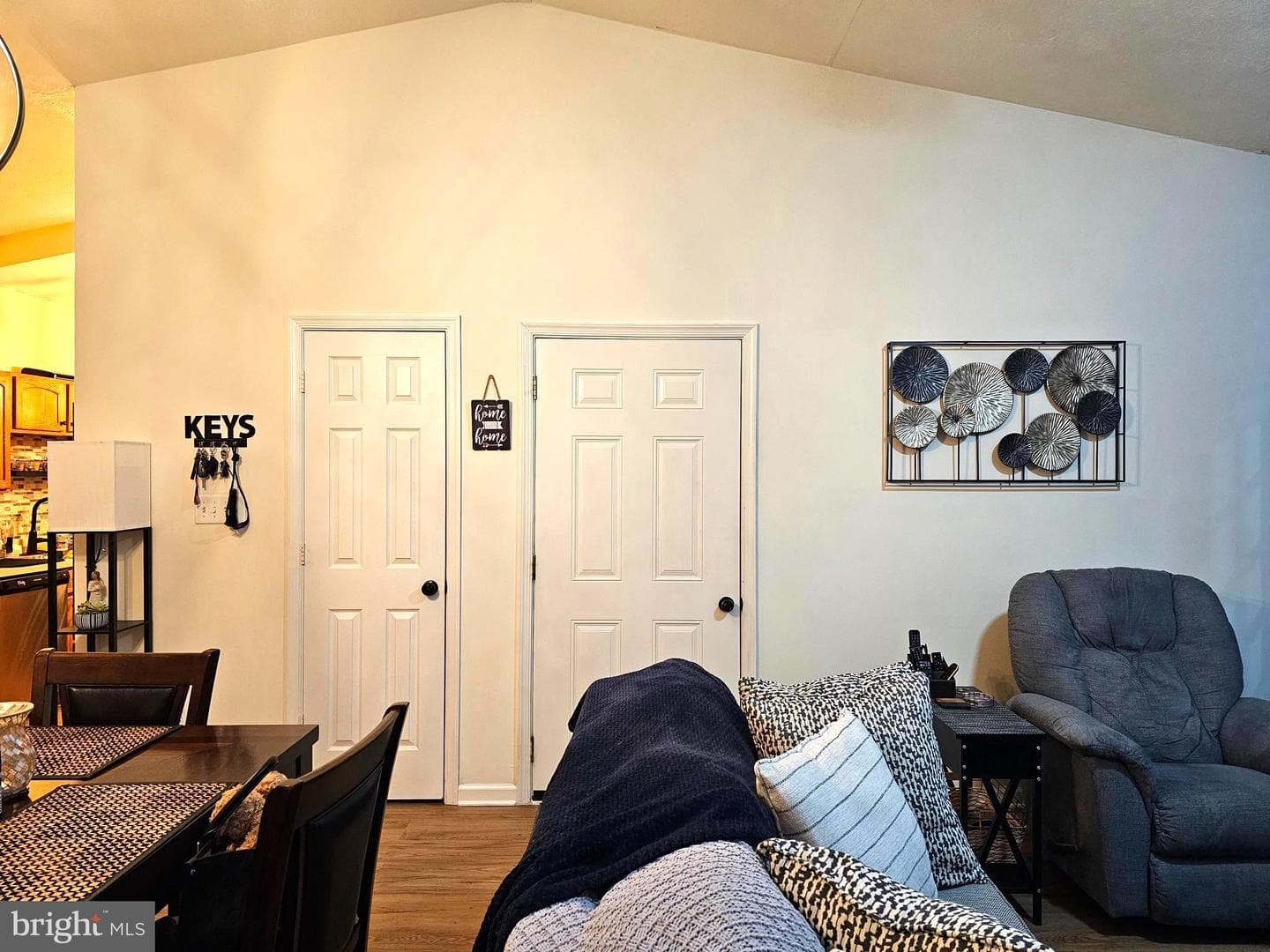 319 Lora Drive photo 7