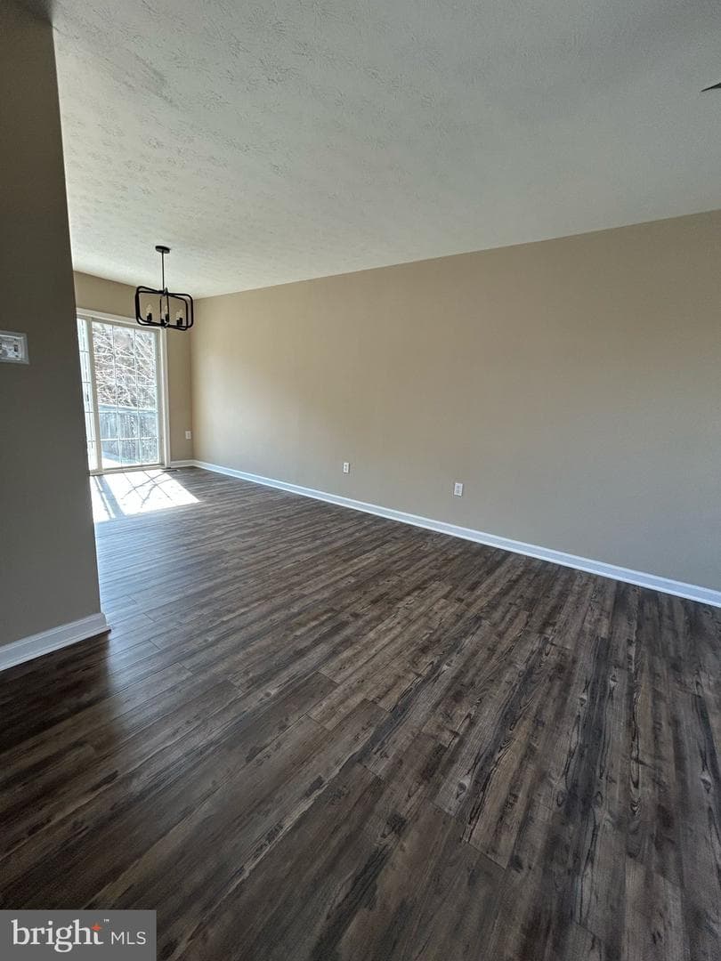 140 Hillview Drive photo 10