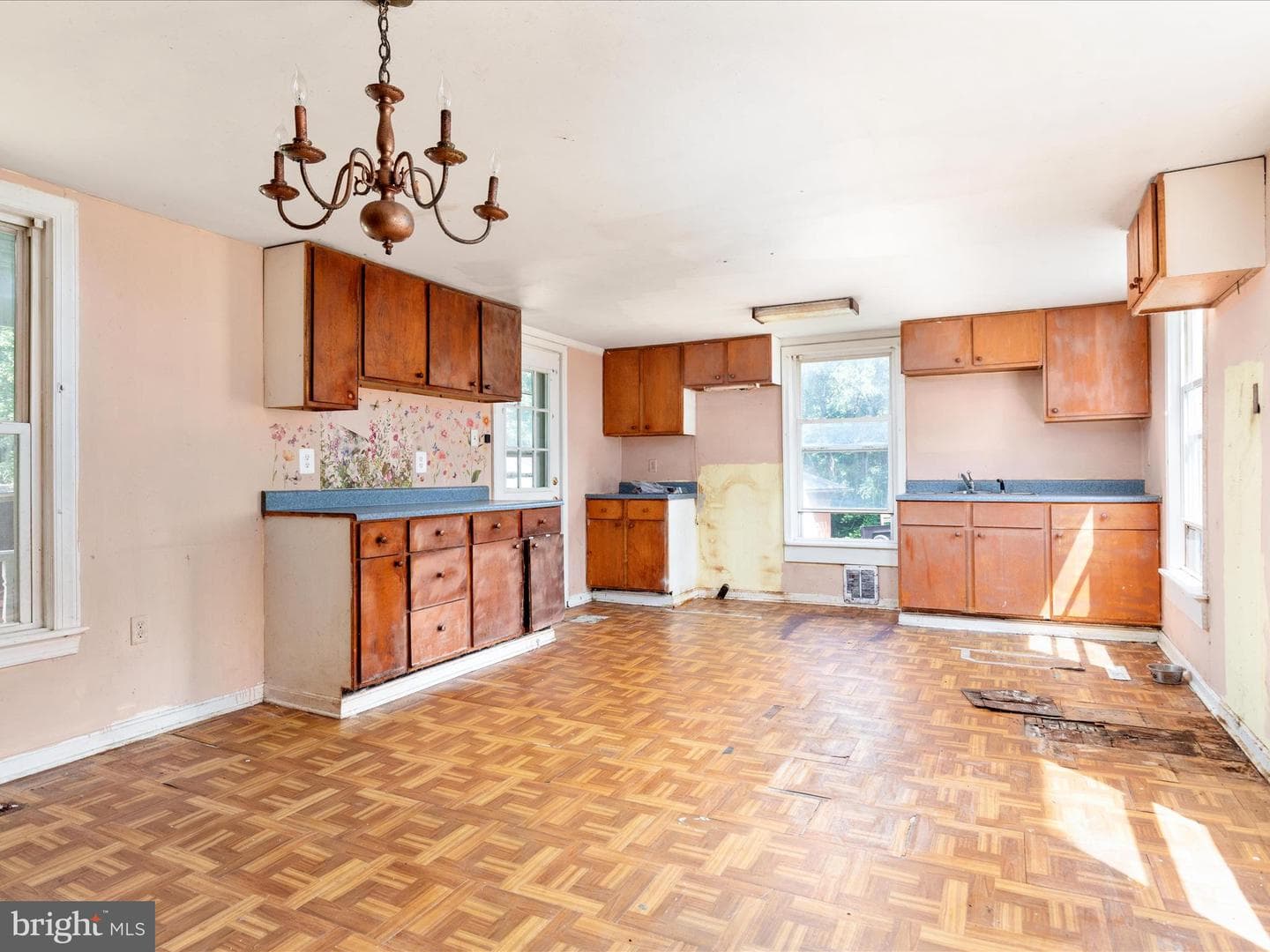 322 Capon Street photo 7