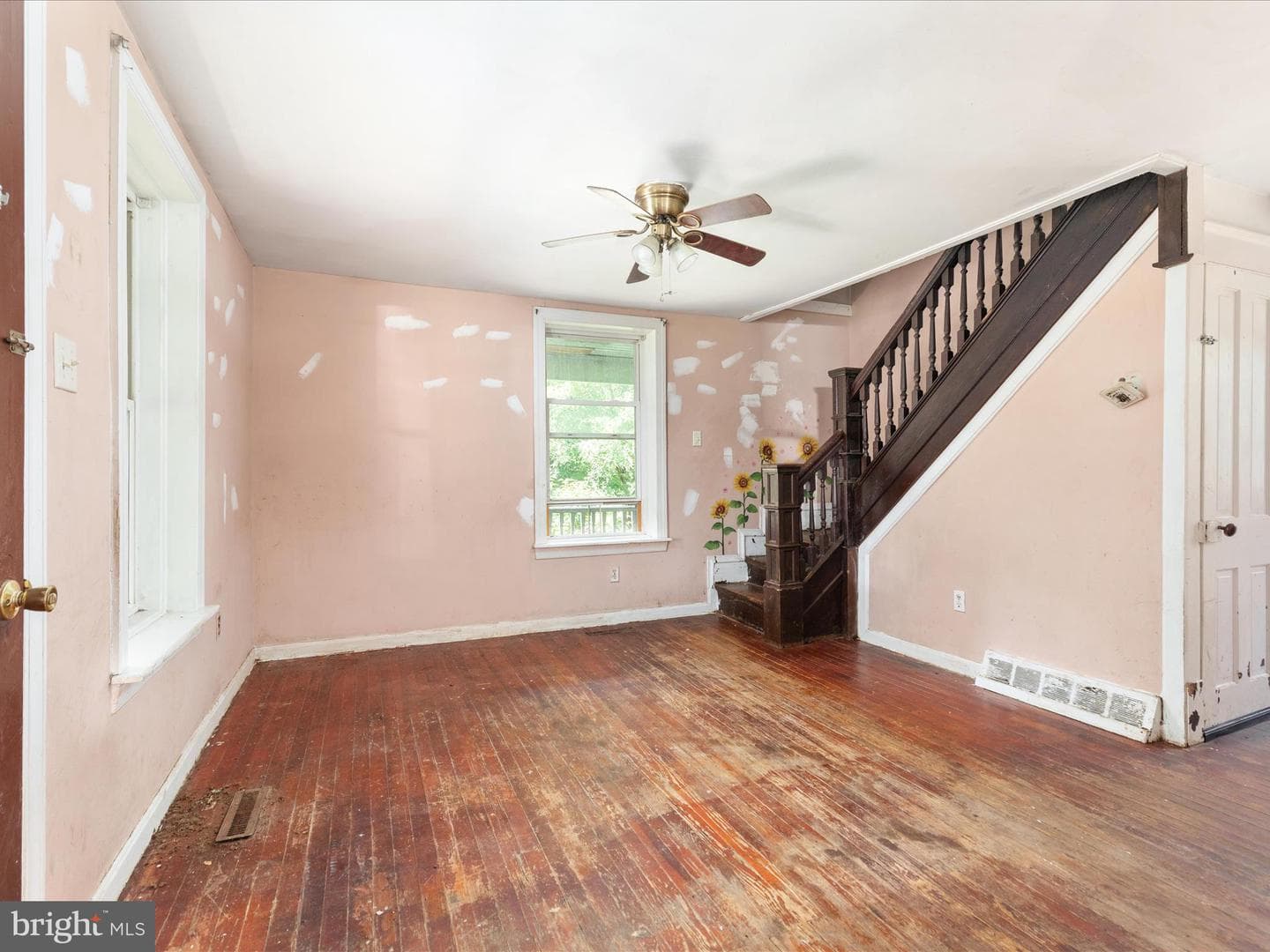 322 Capon Street photo 9
