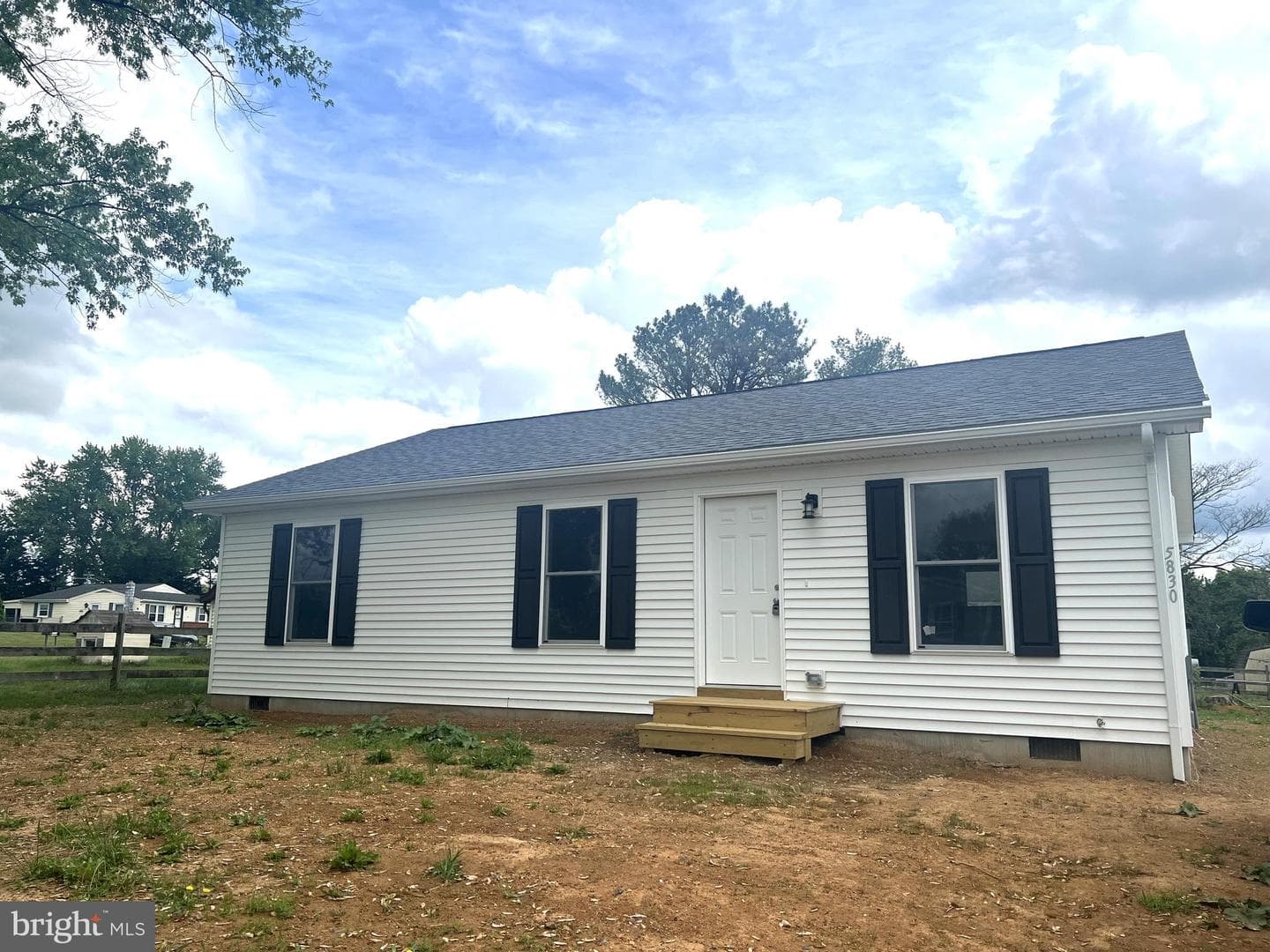 5830 Broad Street photo 1