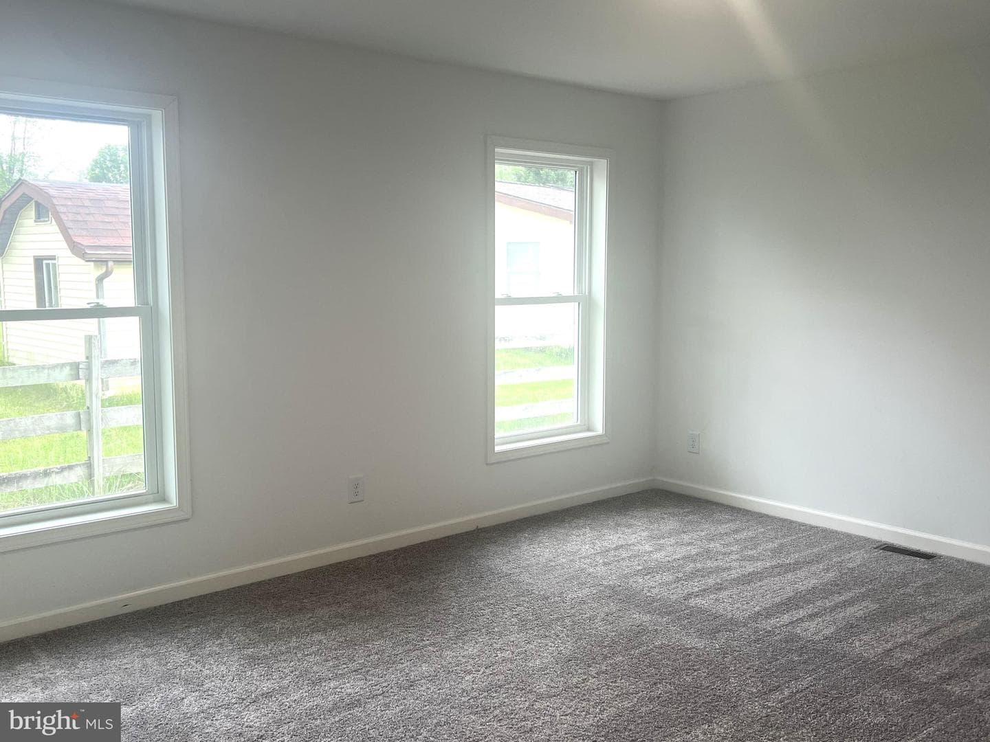 5830 Broad Street photo 10