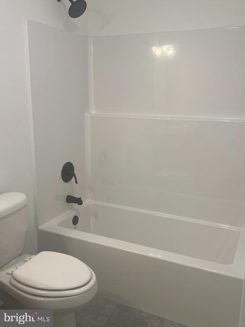 5830 Broad Street photo 11