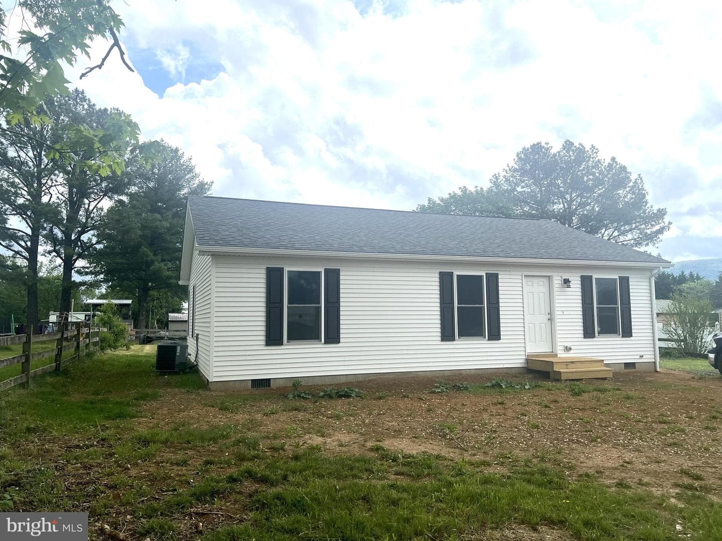 5830 Broad Street photo 18