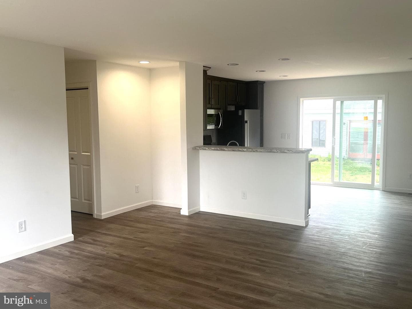 5830 Broad Street photo 4