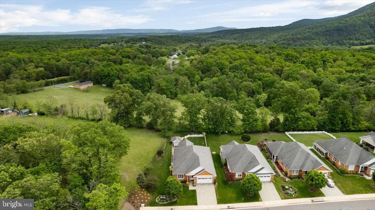 236 Stony Pointe Way photo 32