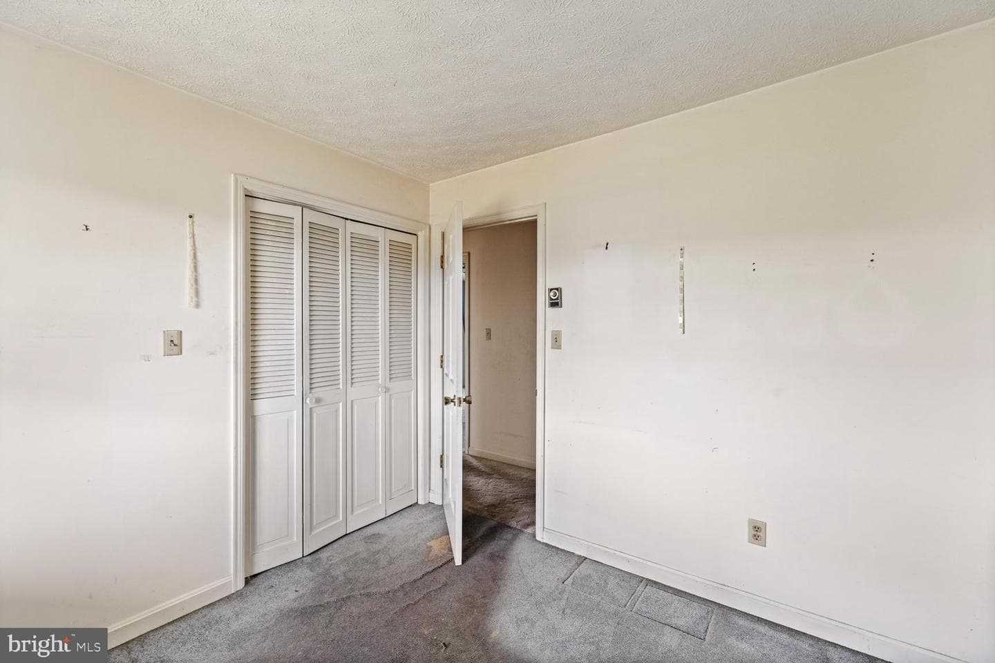 320 Dawn Avenue photo 27