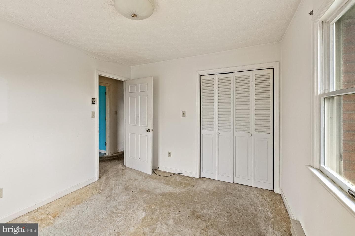 320 Dawn Avenue photo 32