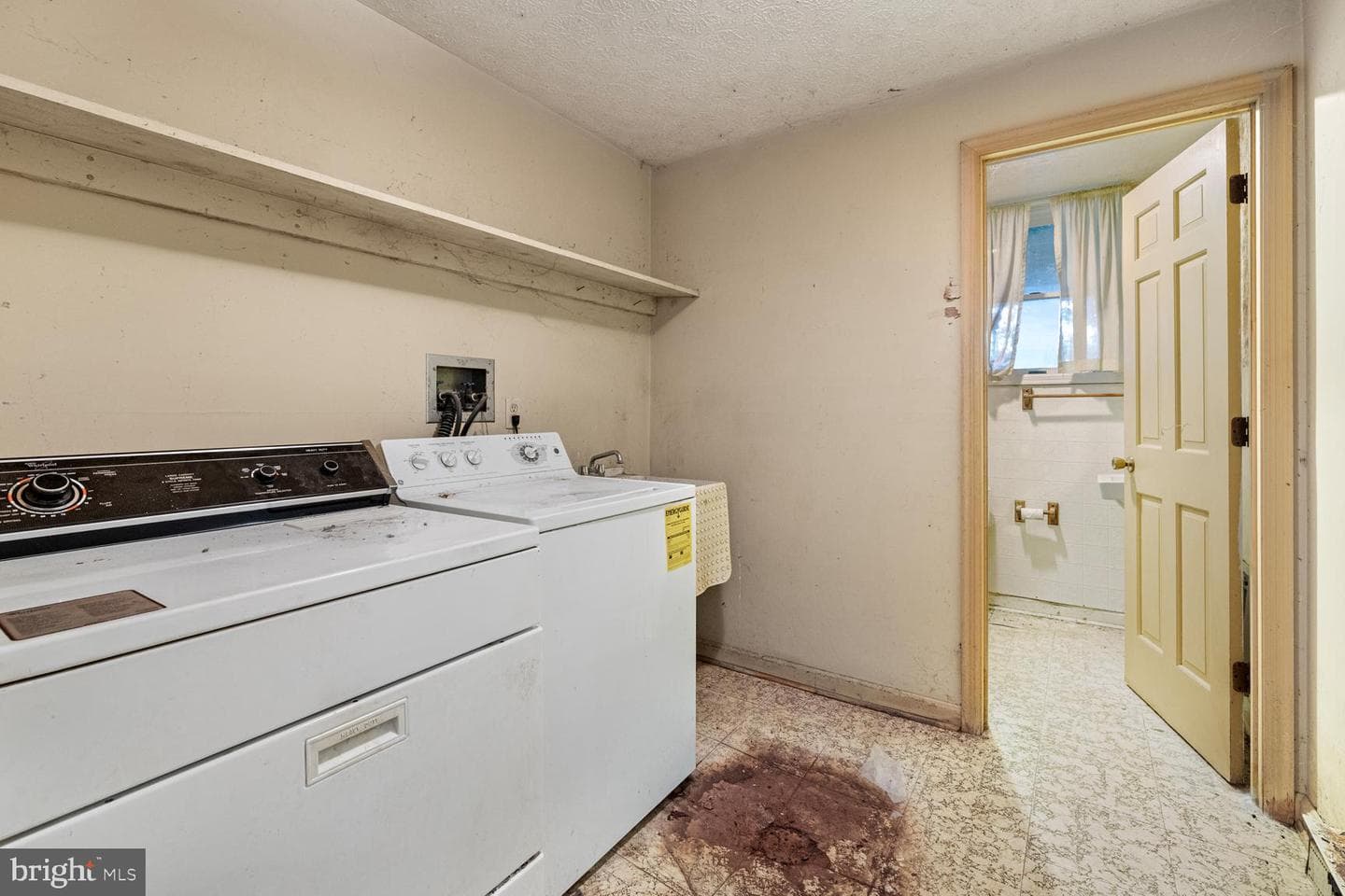 320 Dawn Avenue photo 39