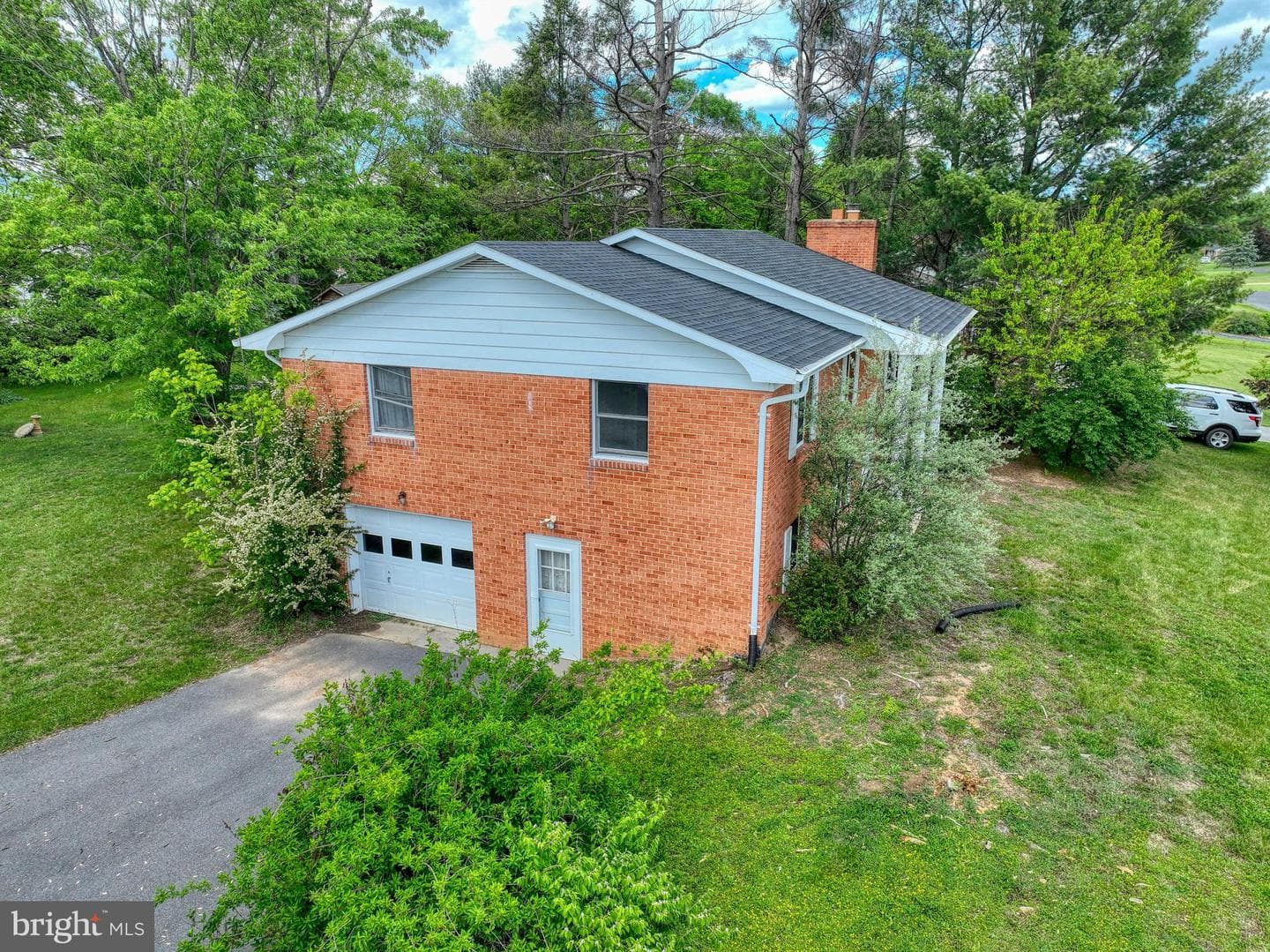 320 Dawn Avenue photo 6