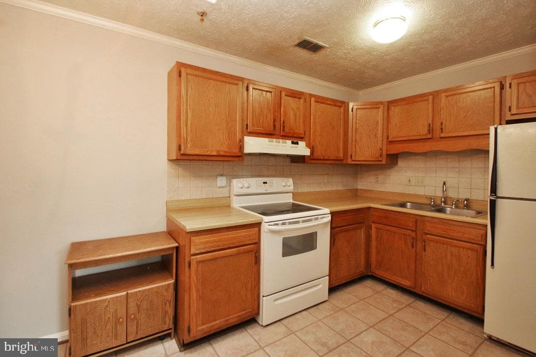 1282 Ox Road photo 5