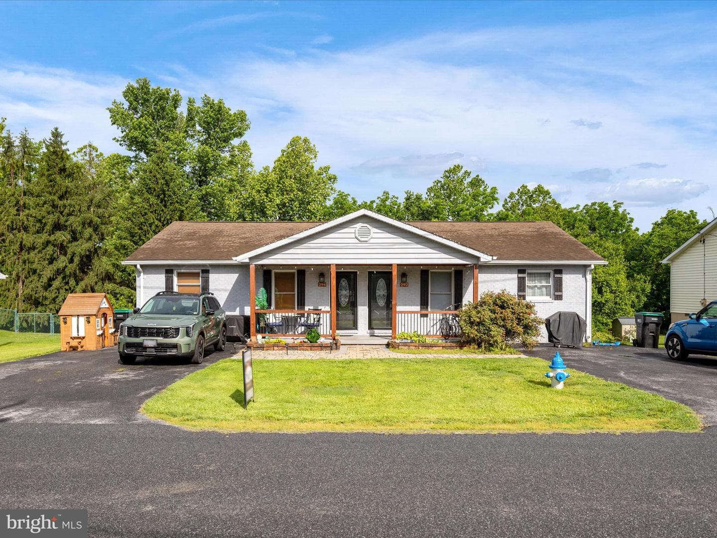 294 Miller Drive photo 3