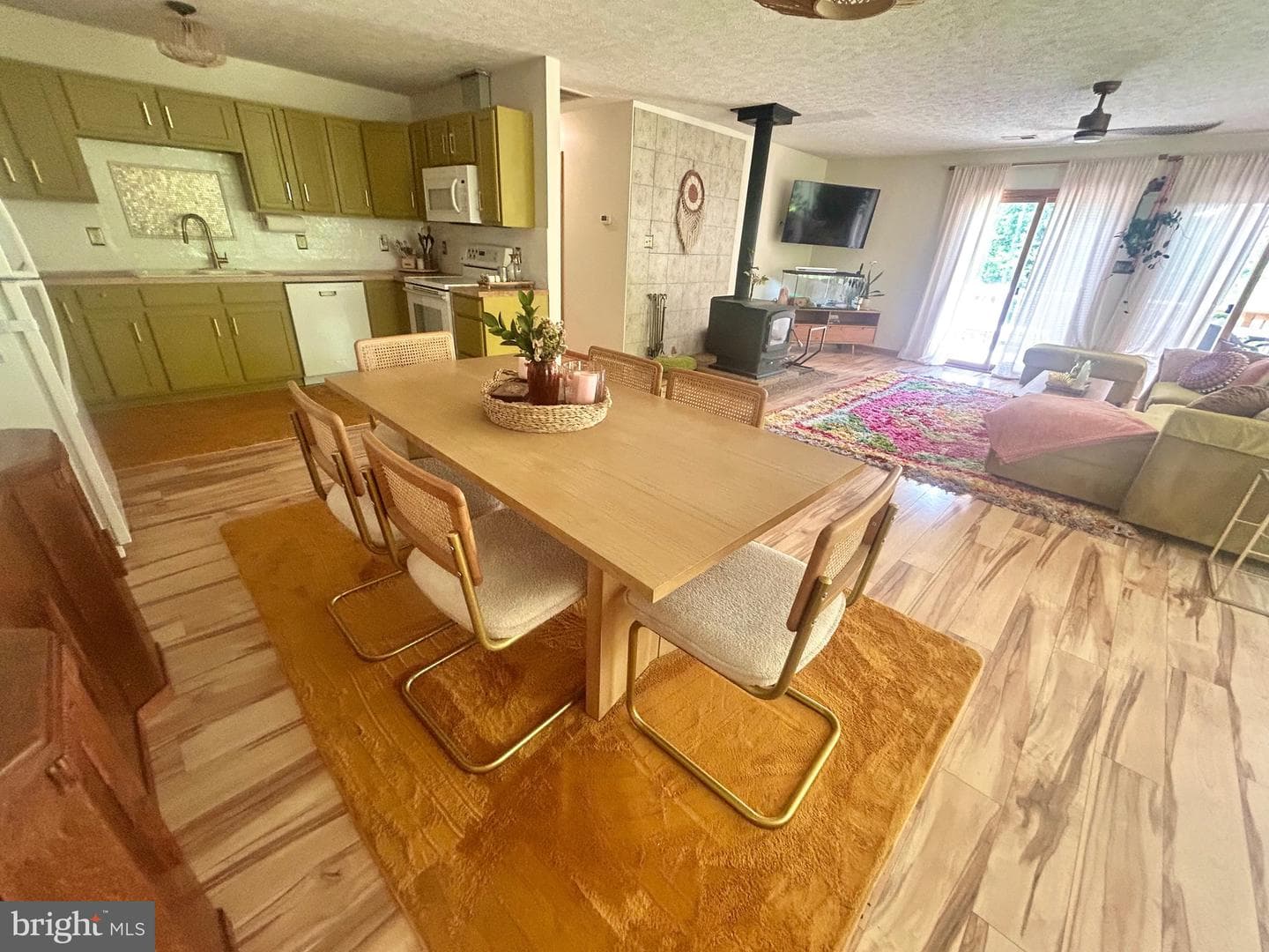 415 Rolly Road photo 30