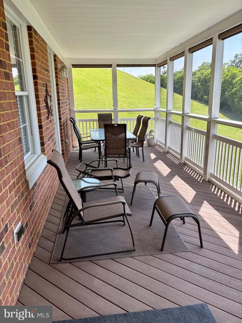 129 Anna Mae Court photo 9