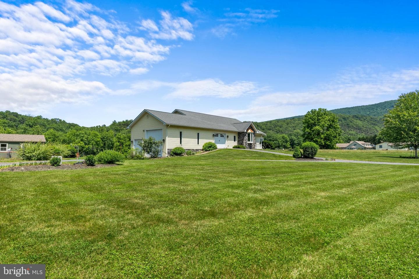 501 Forest View Road photo 55