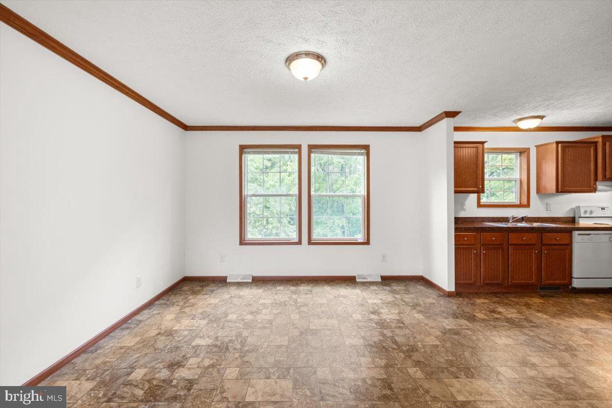 4767 S Ox Road photo 6