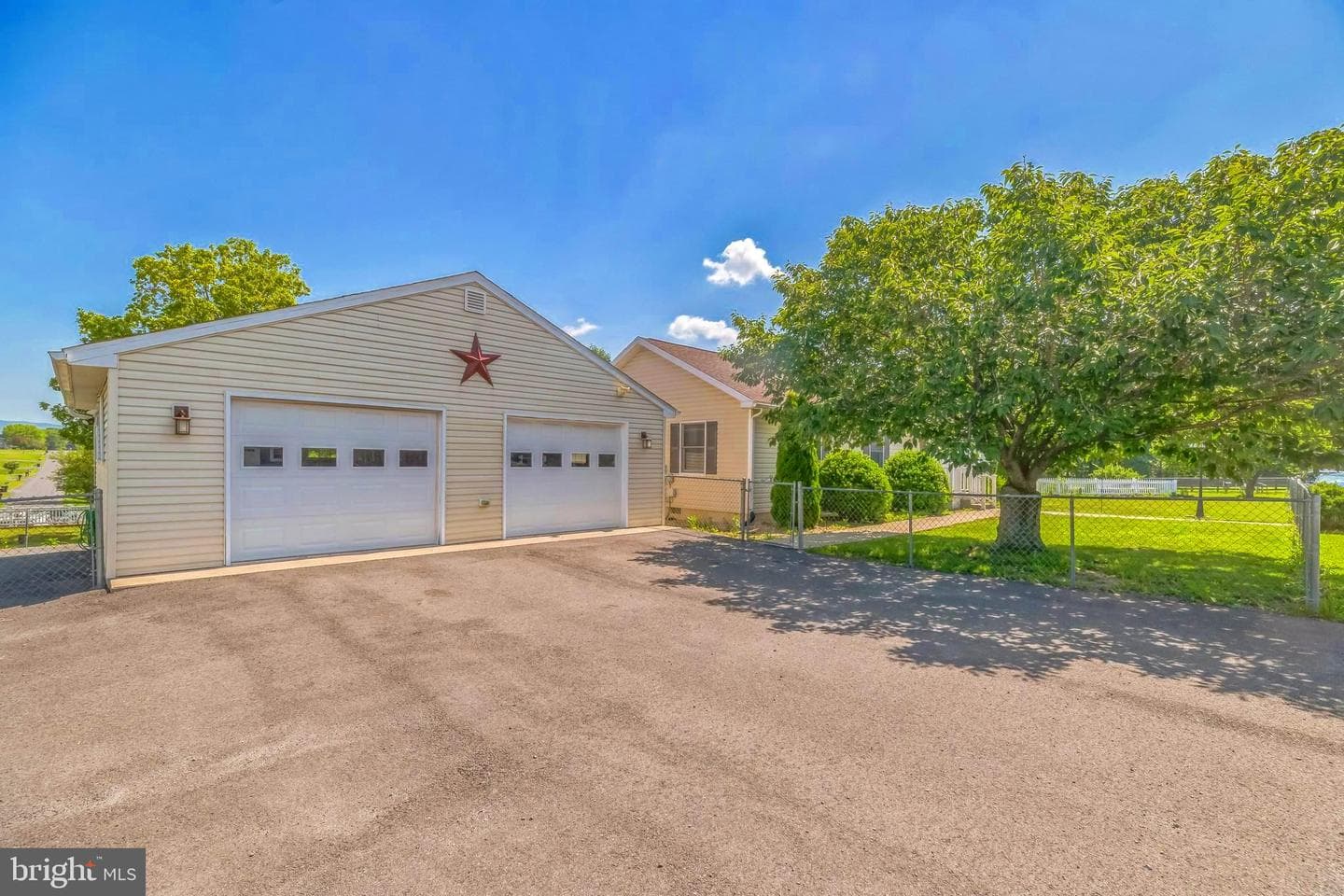 40 Greenhill Lane photo 3