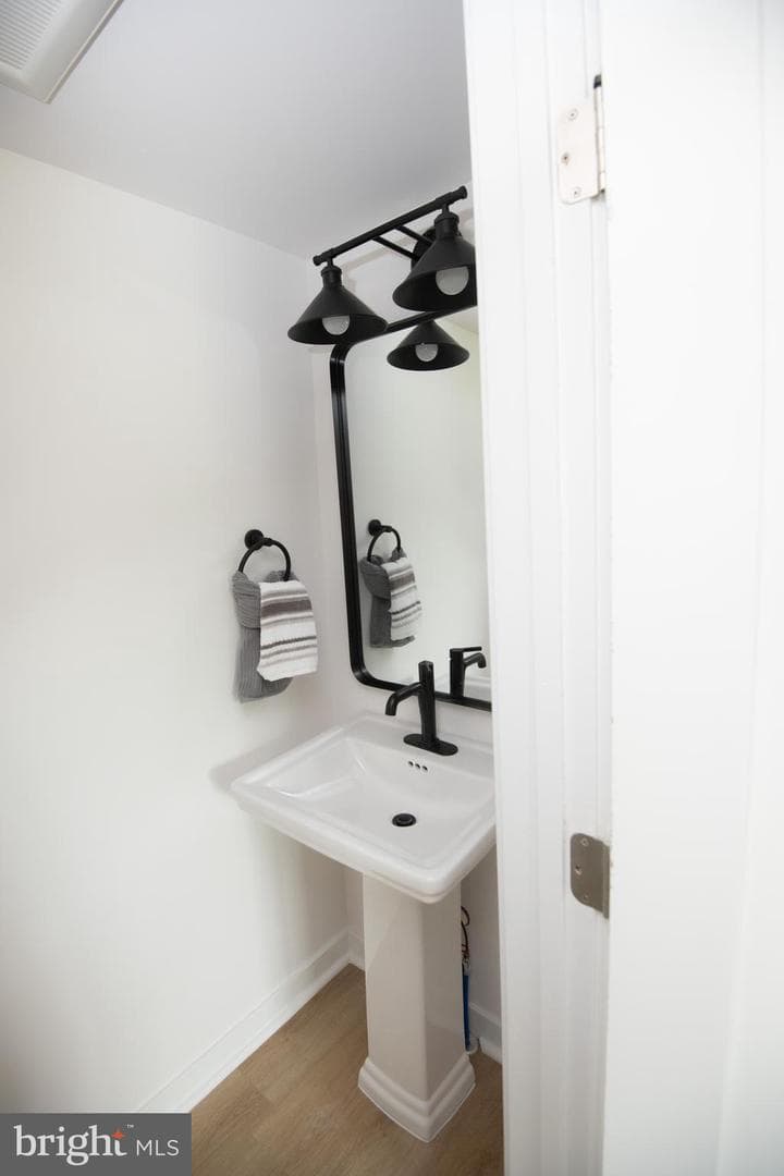 507 Ash Street photo 11