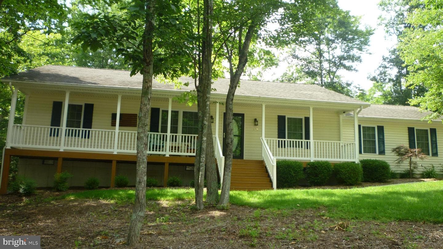 172 Cottonwood Drive photo 2