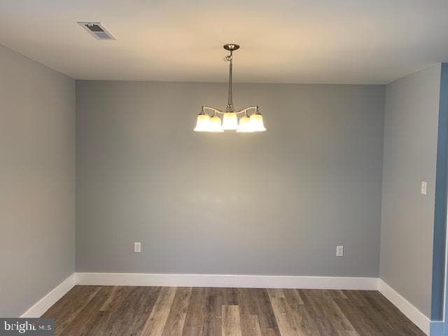 176 Bank St photo 9